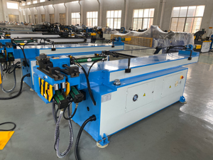 Manuelle tragbare Rohrbiegemaschine GM-50NCB